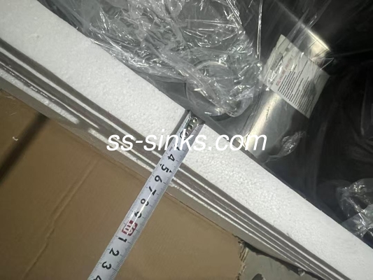 스테인레스 스틸 부엌 싱글 볼 싱크 싱크장 청소가 쉬운 배수기 및 내구성 물질