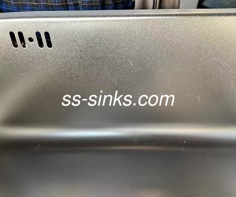 스테인레스 스틸 싱크 상단 마운트와 큰 작은 그릇