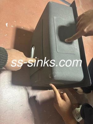스테인레스 스틸 싱크 상단 마운트와 큰 작은 그릇